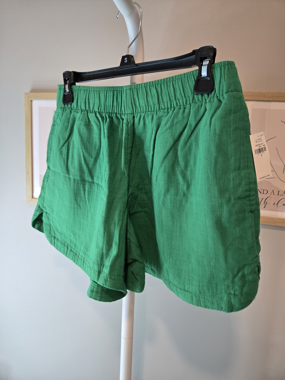 Old Navy Bright Green Elastic-Waist Athletic Shorts
